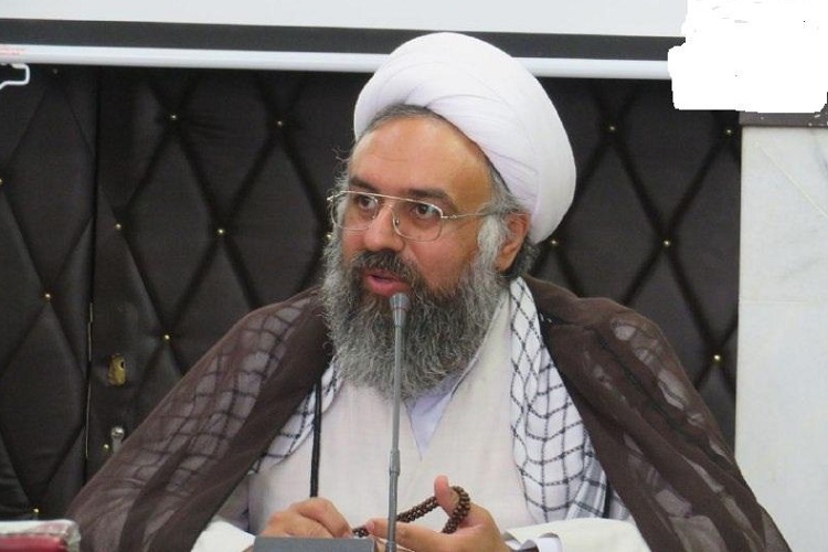 دانشگاه و حوزه در زمینه نظامسازی اسلامی کوتاهی کرده است