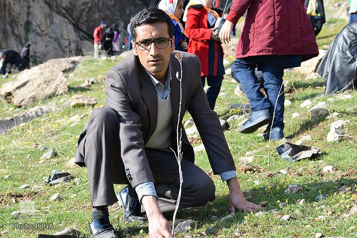 جشن درخت&zwnj;کاری با حضور هیئت کوهنوردی لرستان