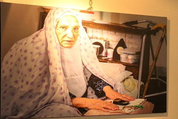 به تصویر کشیدن زندگی روزمره سالمندان در 