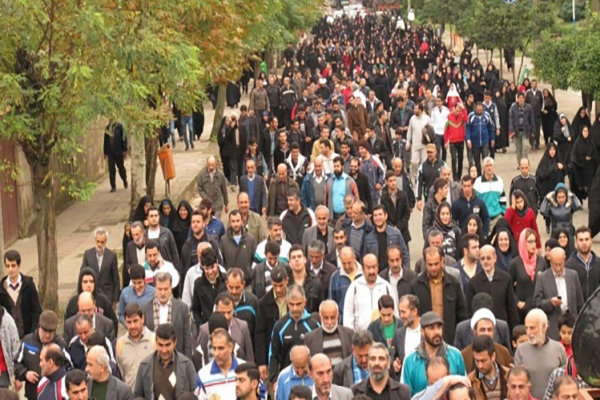 همایش پیاده&zwnj;روی خانوادگی جامعه ایثارگران ملایر برگزار شد