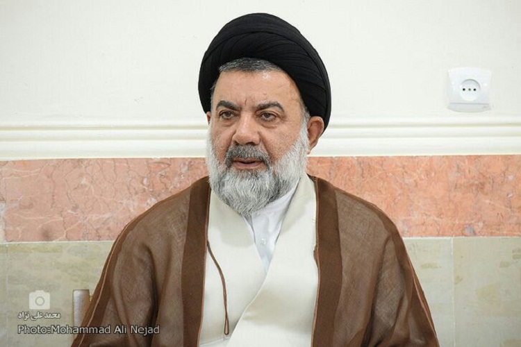 مذمت تخریب منابع طبیعی و قداست امر درختکاری