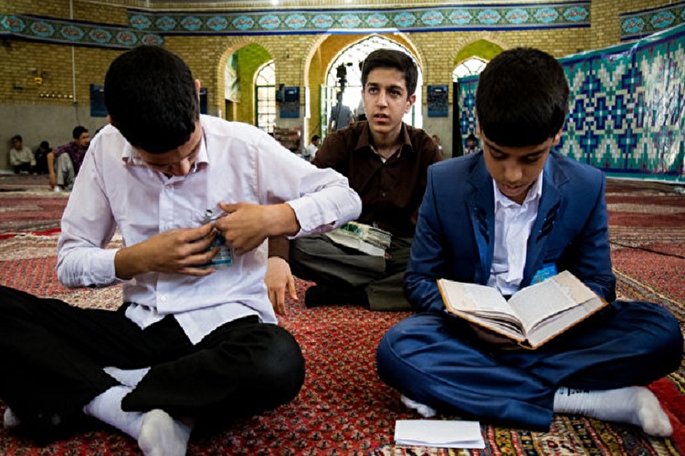 رقابت ۱۰۰۰ دانش‌آموز خراسان شمالی در حفظ جزء ۳۰ قرآن