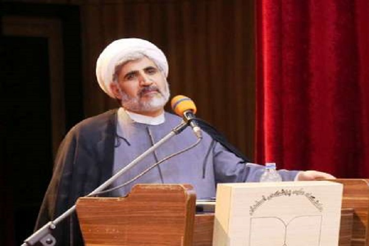 شادی از درون انسان نشات می&zwnj;گیرد
