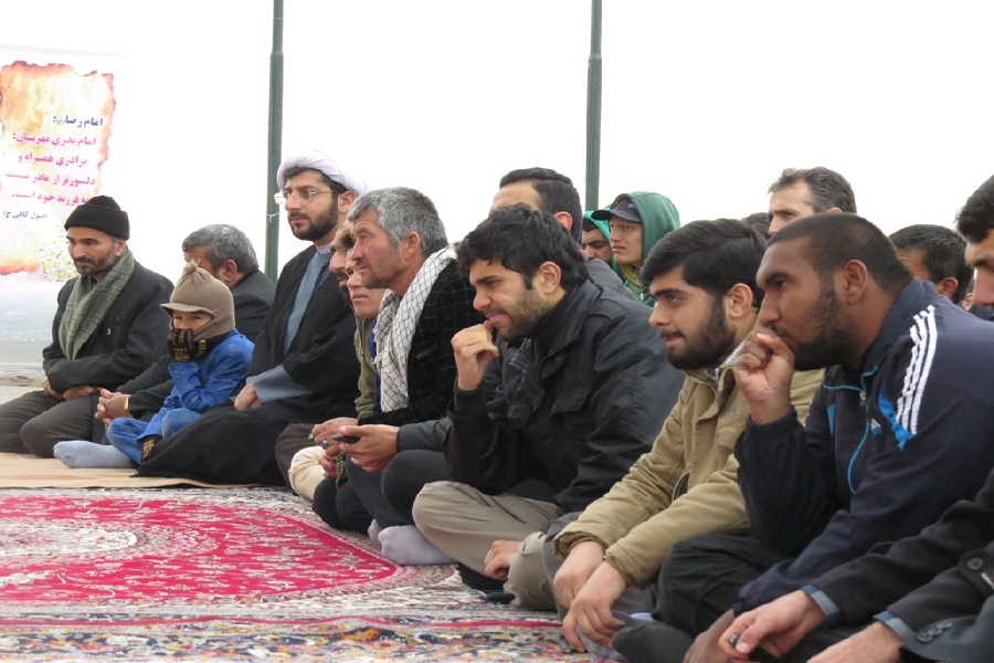 اقامه نماز استغاثه امام زمان (عج) در قزوین به روایت تصویر