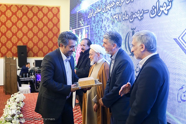 نوروز////////////////تب و تاب دستگاه‌های قرآنی برای گرامی‌داشت چهل سالگی انقلاب / تجلیل از خادمان قرآن