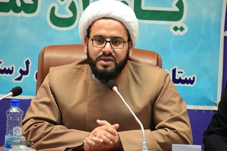 جلسات کاری در وقت نماز برگزار نشود