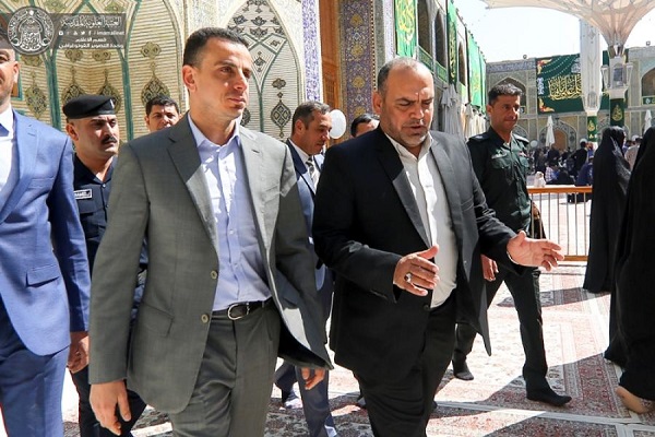 نایب سفیر مصر با حضور در مرقد مطهر امام علی (ع)، میلاد این امام همام را مناسبتی مبارک برای تمام مسلمانان دانست نایب سفیر مصر با حضور در مرقد مطهر امام علی (ع)، میلاد این امام همام را مناسبتی مبارک برای تمام مسلمانان دانست
