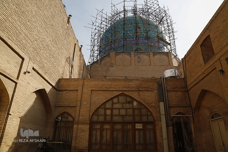مدرسه ی صدر علمیه امام صادق (صدر چهار باغ)