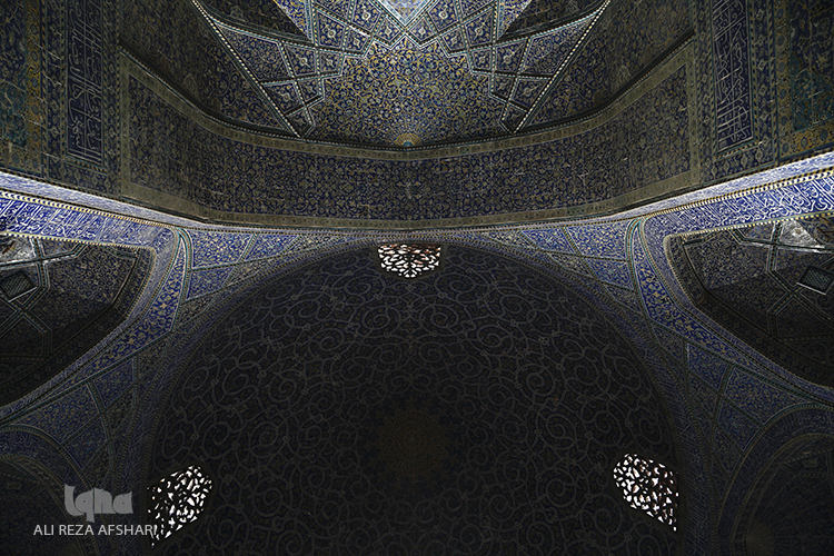 مدرسه ی صدر علمیه امام صادق (صدر چهار باغ)