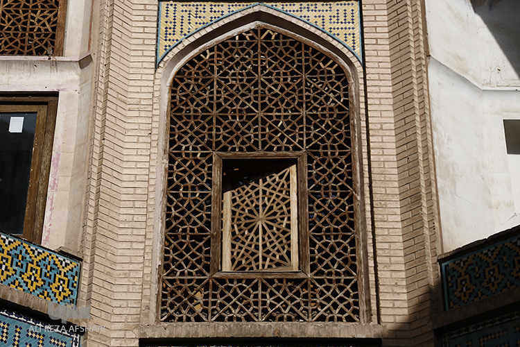 مدرسه ی صدر علمیه امام صادق (صدر چهار باغ)