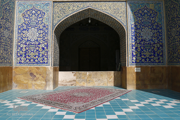 مدرسه ی صدر علمیه امام صادق (صدر چهار باغ)