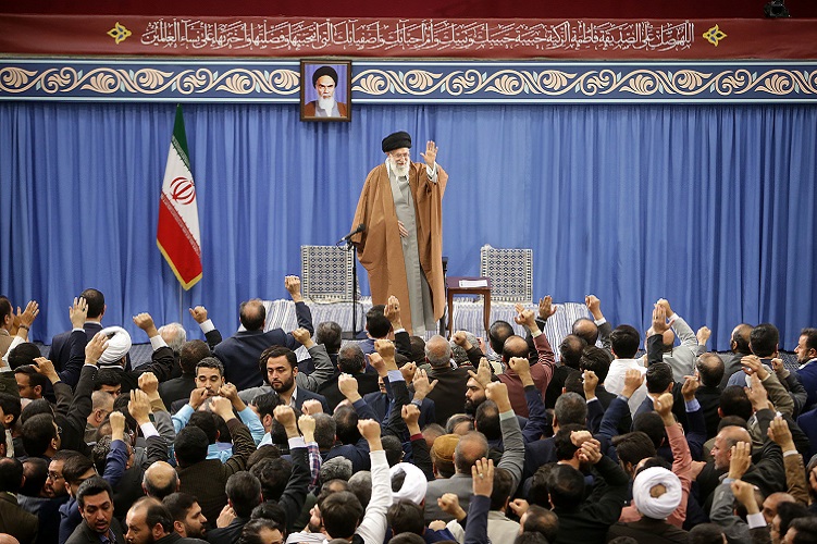 جمعی از مداحان اهل بیت(ع) با رهبر معظم انقلاب دیدار کردند
