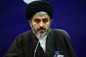 قرآن، محور تمامی فعالیت‌های سیاسی و اجتماعی نظام است