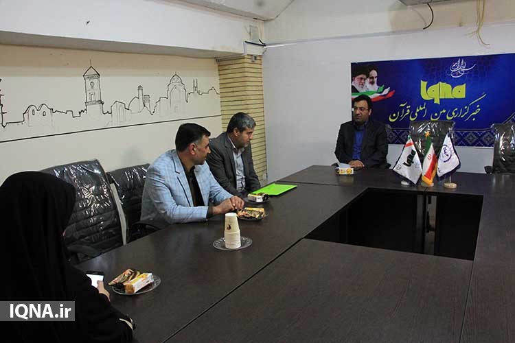 بازدید مدیرکل فرهنگ و ارشاد اسلامی استان از واحد خبری ایکنا یزد بازدید مدیرکل فرهنگ و ارشاد اسلامی استان از واحد خبری ایکنا یزد