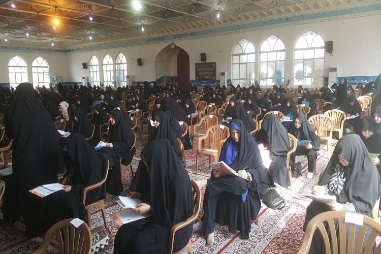 حضور 2005 نفر در آزمون سراسری حفظ و مفاهیم قرآن کریم در کاشمر و خلیل&zwnj;آباد