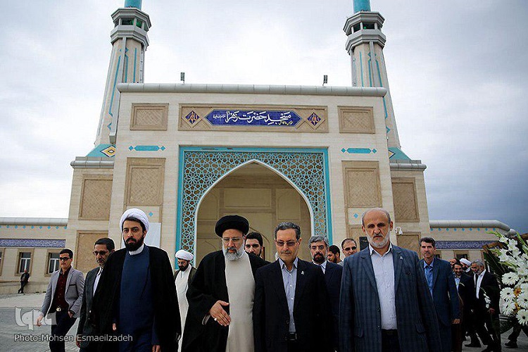 امام خمینی(ره) قهرمان جریان مبارزه با منافقان است/ منافقان، داعشی&zwnj;های دهه 60
