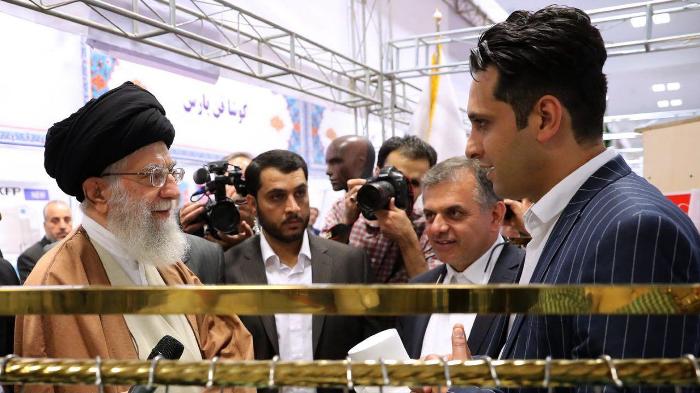 هزاران نفر صاحب دست‌هایی می‌شوند که آتش آنها را نمی‌سوزاند؛ فقط اگر ایرانی بپوشیم