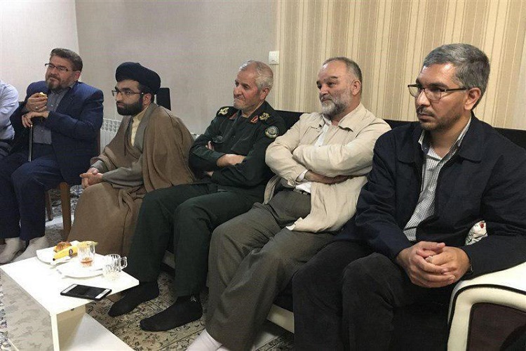 دیدار فعالان فرهنگی همدان با چهره برتر هنر انقلاب اسلامی دیدار فعالان فرهنگی همدان با چهره برتر هنر انقلاب اسلامی