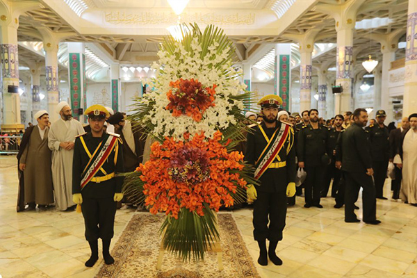مزار شهید مطهری گلباران شد مزار شهید مطهری گلباران شد