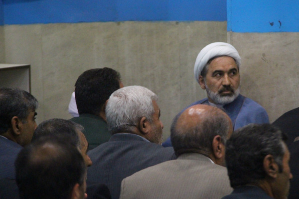 گزارش تصویری رونمایی کتاب «تا روشنای ستاره» در کوهدشت گزارش تصویری رونمایی کتاب «تا روشنای ستاره» در کوهدشت