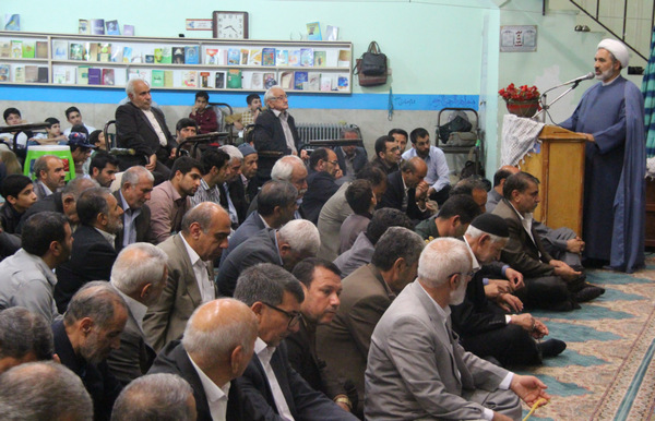 گزارش تصویری رونمایی کتاب «تا روشنای ستاره» در کوهدشت گزارش تصویری رونمایی کتاب «تا روشنای ستاره» در کوهدشت