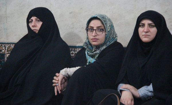گزارش تصویری رونمایی کتاب «تا روشنای ستاره» در کوهدشت گزارش تصویری رونمایی کتاب «تا روشنای ستاره» در کوهدشت