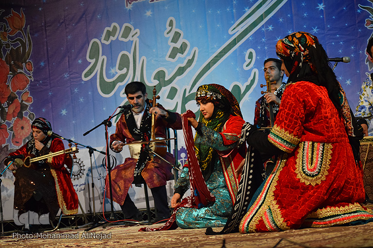 برگزاری جشن «سُورگانه شُعله اَفتاو» در خرمآباد + عکس برگزاری جشن «سُورگانه شُعله اَفتاو» در خرمآباد + عکس