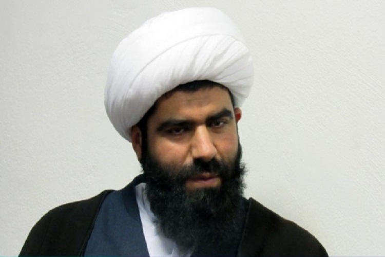 علم آموزی همراه با بیان مسائل اعتقادی، دینی و فرهنگی باشد