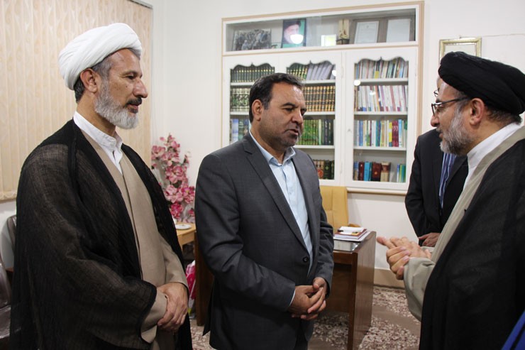 گزارش تصویری سفر رئیس سازمان تبلیغات اسلامی به لرستان گزارش تصویری سفر رئیس سازمان تبلیغات اسلامی به لرستان