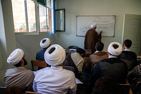 برپایی دوره «ارتقای سطح دانش و مهارت قرآنی» در زنجان برپایی دوره «ارتقای سطح دانش و مهارت قرآنی» در زنجان