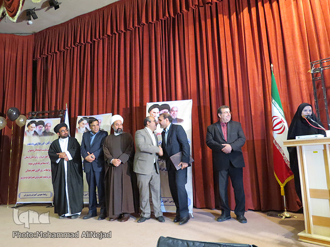 گزارش تصویری جلسه معارفه مدیرکل جدید آموزش و پرورش لرستان