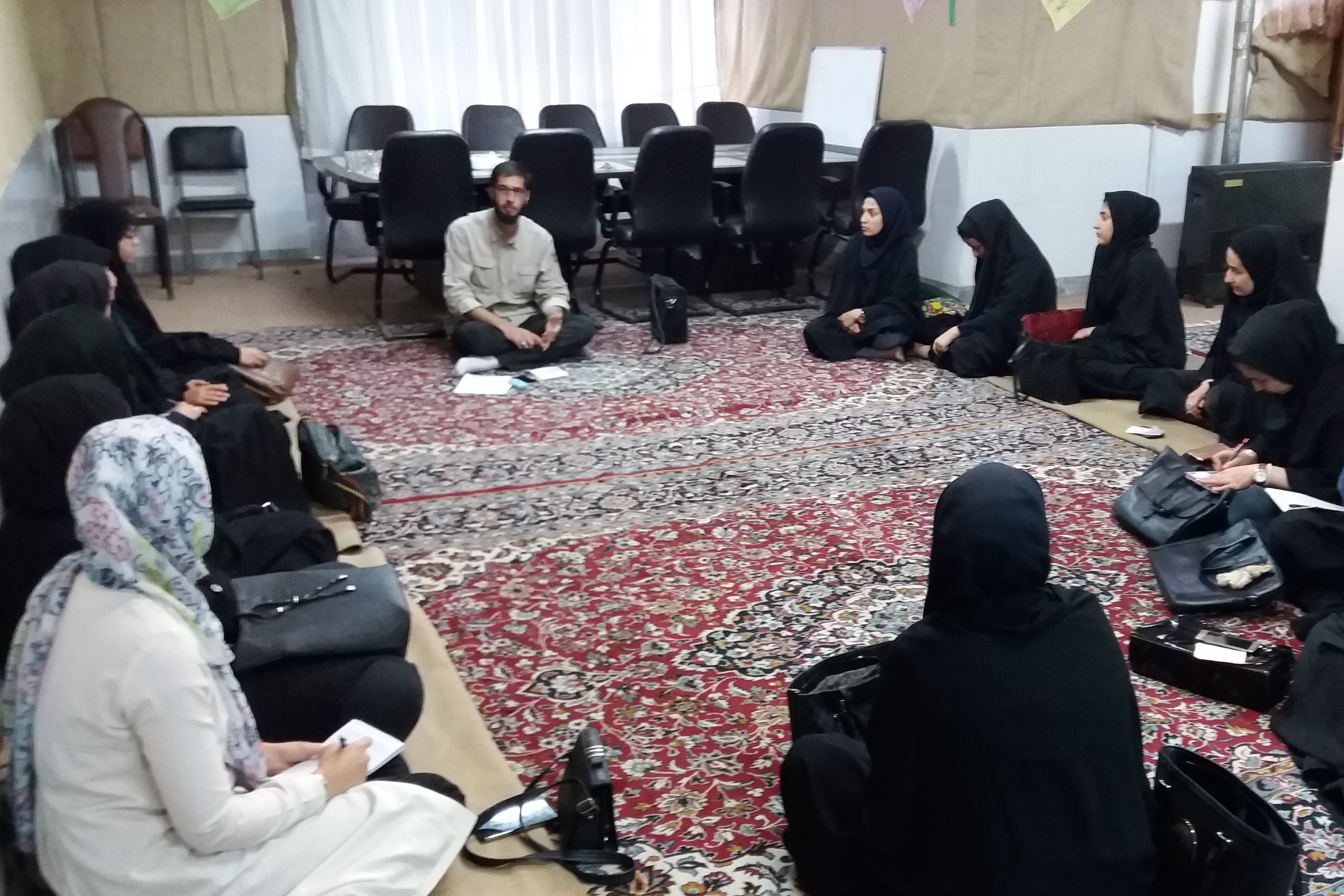 جلسه هماهنگی اردوی زیارتی دانشگاه آزاد تویسرکان