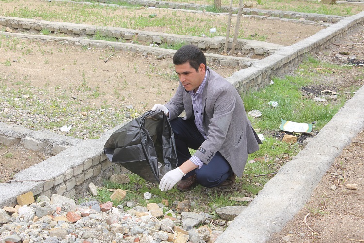 پاکسازی بقعه متبرکه امامزاده کوه در همدان انجام شد پاکسازی بقعه متبرکه امامزاده کوه در همدان انجام شد