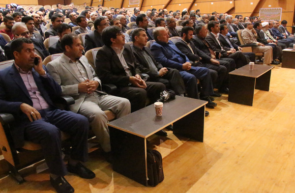 گزارش تصویری همایش بزرگداشت هفته معلم در کوهدشت