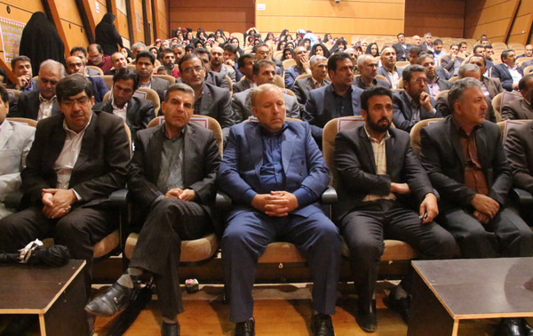 گزارش تصویری همایش بزرگداشت هفته معلم در کوهدشت