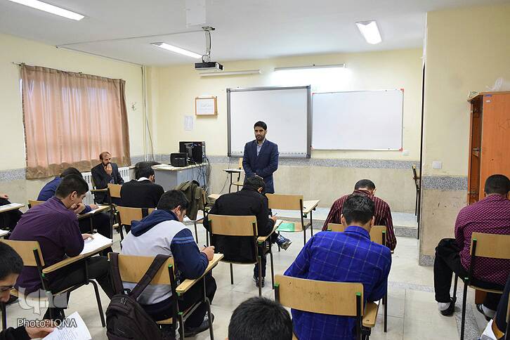 گزارش تصویری مسابقات قرآن دانش&zwnj;آموزان و فرهنگیان لرستان