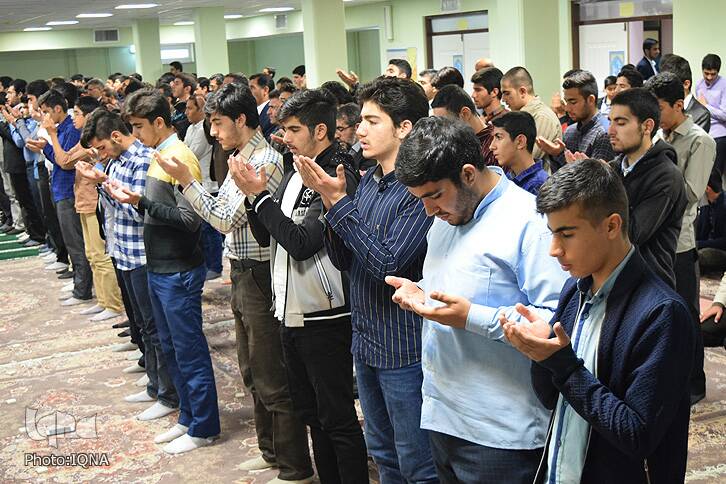 گزارش تصویری مسابقات قرآن دانش&zwnj;آموزان و فرهنگیان لرستان