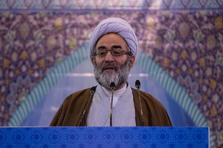 ایثارگران هر روز و هر لحظه در جهاد هستند/ زبان رسای مطالبه گری داشته باشید