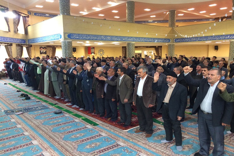 پاسخ دندان شکن مردم ورزقان به عهدشکنی آمریکا