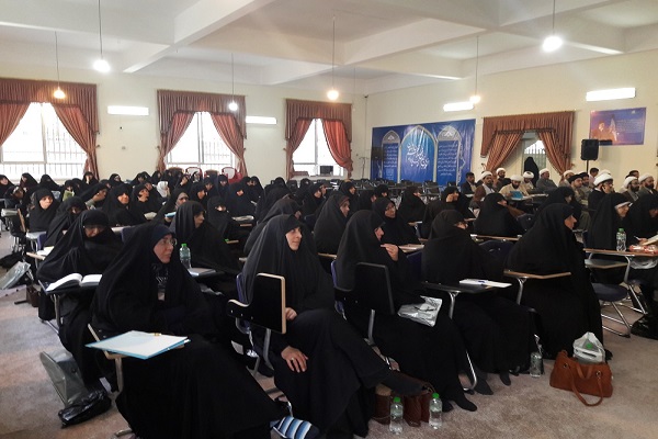 مربیان مؤسسه تدبر در قرآن و سیره تجلیل شدند