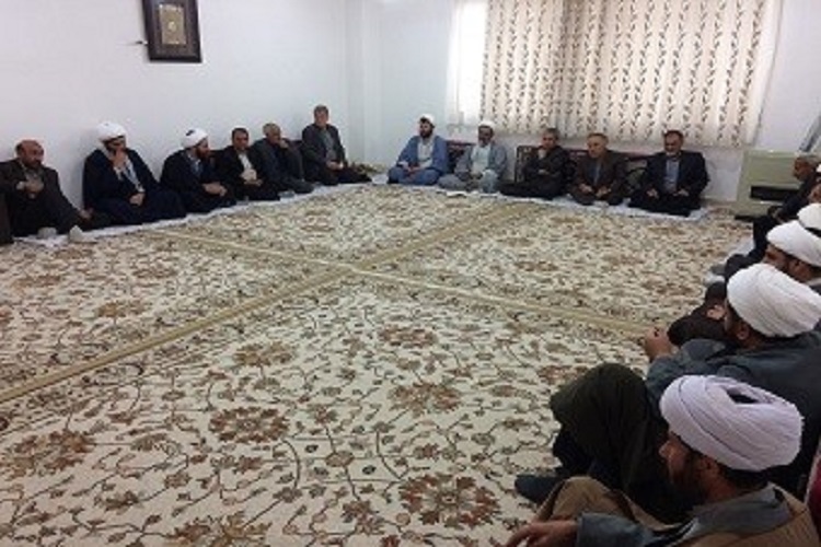 گردهمایی ائمه جماعت و هیئت امنا مساجد هرسین گردهمایی ائمه جماعت و هیئت امنا مساجد هرسین
