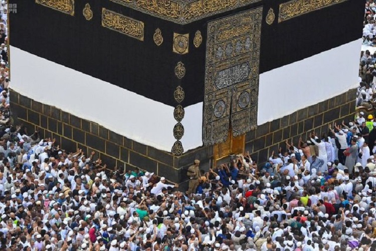 400 همدانی در نوبت حج تمتع