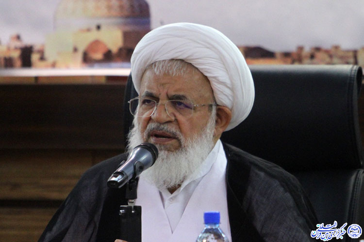 نهادهای اداری در حفظ حرمت ماه رمضان تلاش کنند