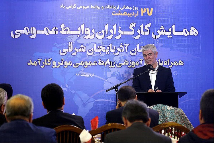 نوشتن همه مشکلات جامعه به پای دولت بیانصافی است نوشتن همه مشکلات جامعه به پای دولت بیانصافی است