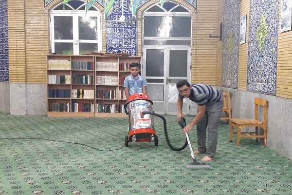 آیین غبارروبی مسجد در ماهشهر