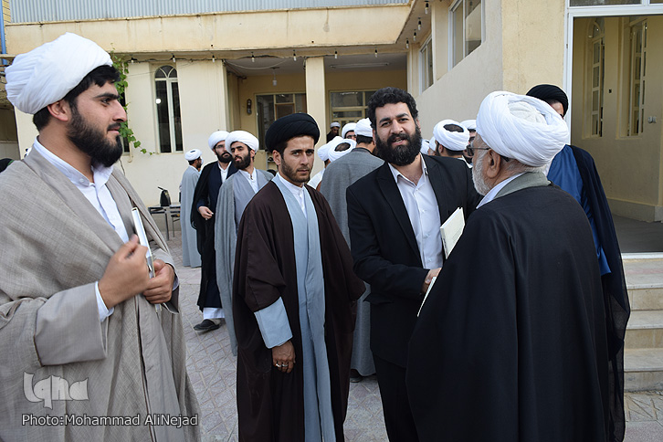 برگزاری همایش «طلایهداران تبلیغ» در لرستان + عکس برگزاری همایش «طلایهداران تبلیغ» در لرستان + عکس