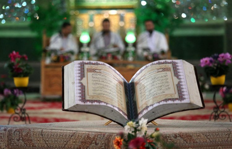 پخش زنده جزء خوانی قرآن کریم از آستان مقدس امامزاده سید عباس(ع) بجنورد