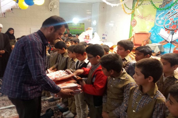 برپایی جشن قرآن با حضور قرآن آموزان مؤسسه نورالهدی