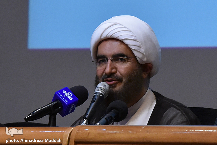 اقامه 900 نماز جمعه در کشور/ که نماینده ولی فقیه نقطه وحدت در هر استانی است اقامه 900 نماز جمعه در کشور/ که نماینده ولی فقیه نقطه وحدت در هر استانی است