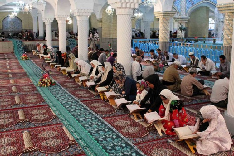برگزاری آیین جزء خوانی قرآن در مسجد جامع سنندج